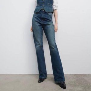 NWT Zara High Rise bootcut Jeans Size 6